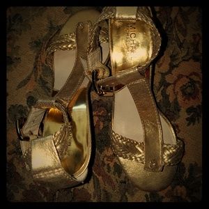 Michael Kors Gold 7 1/2 Womens shoes